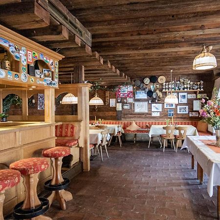 Pension Nina & Gasthof Alpenrose Gschnitz Exterior foto